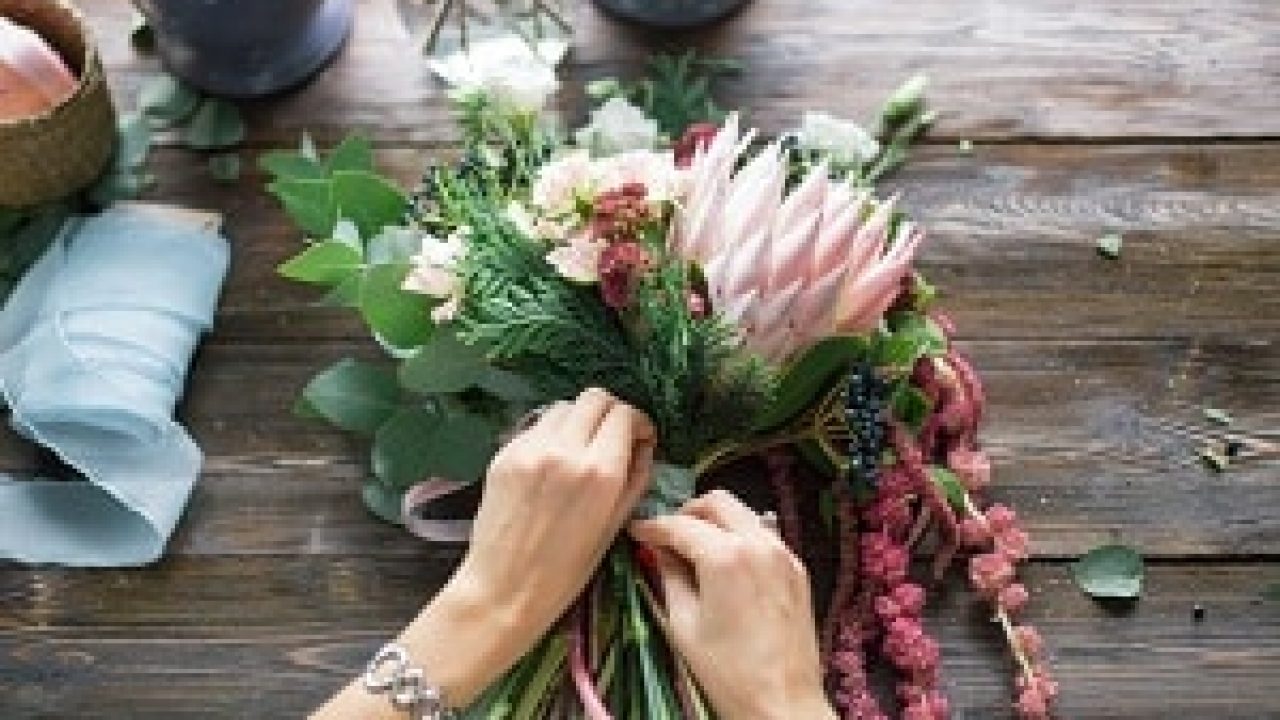 Cara Merangkai Bunga Untuk Valentine Mudah Dan Cantik Ilmubudidaya Com